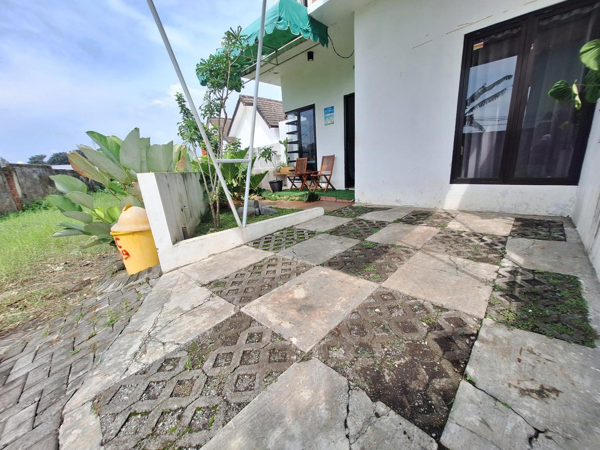 Villa Estetik Di Malang Buitenkant foto